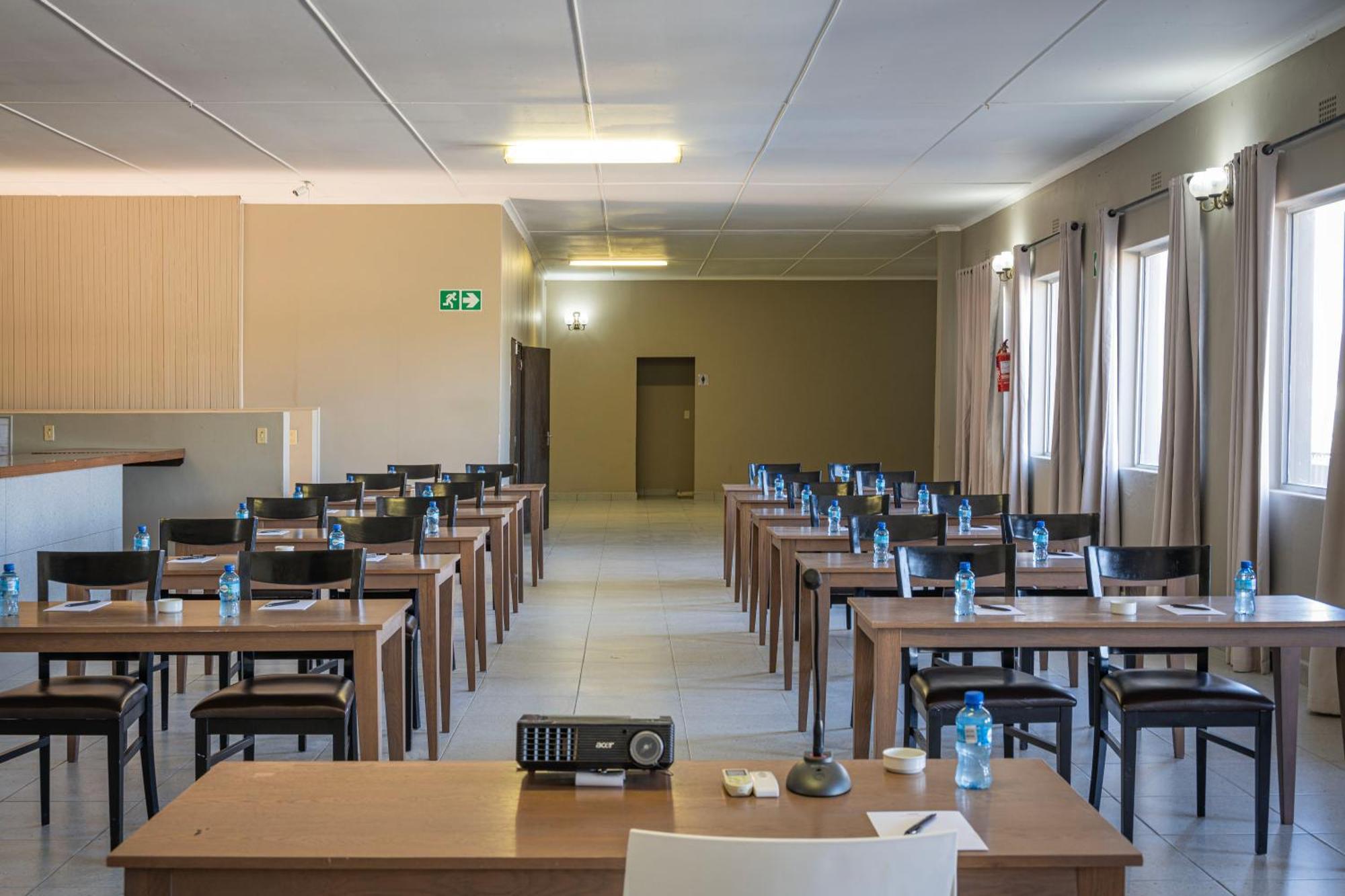 Calvinia Hotel Eksteriør billede
